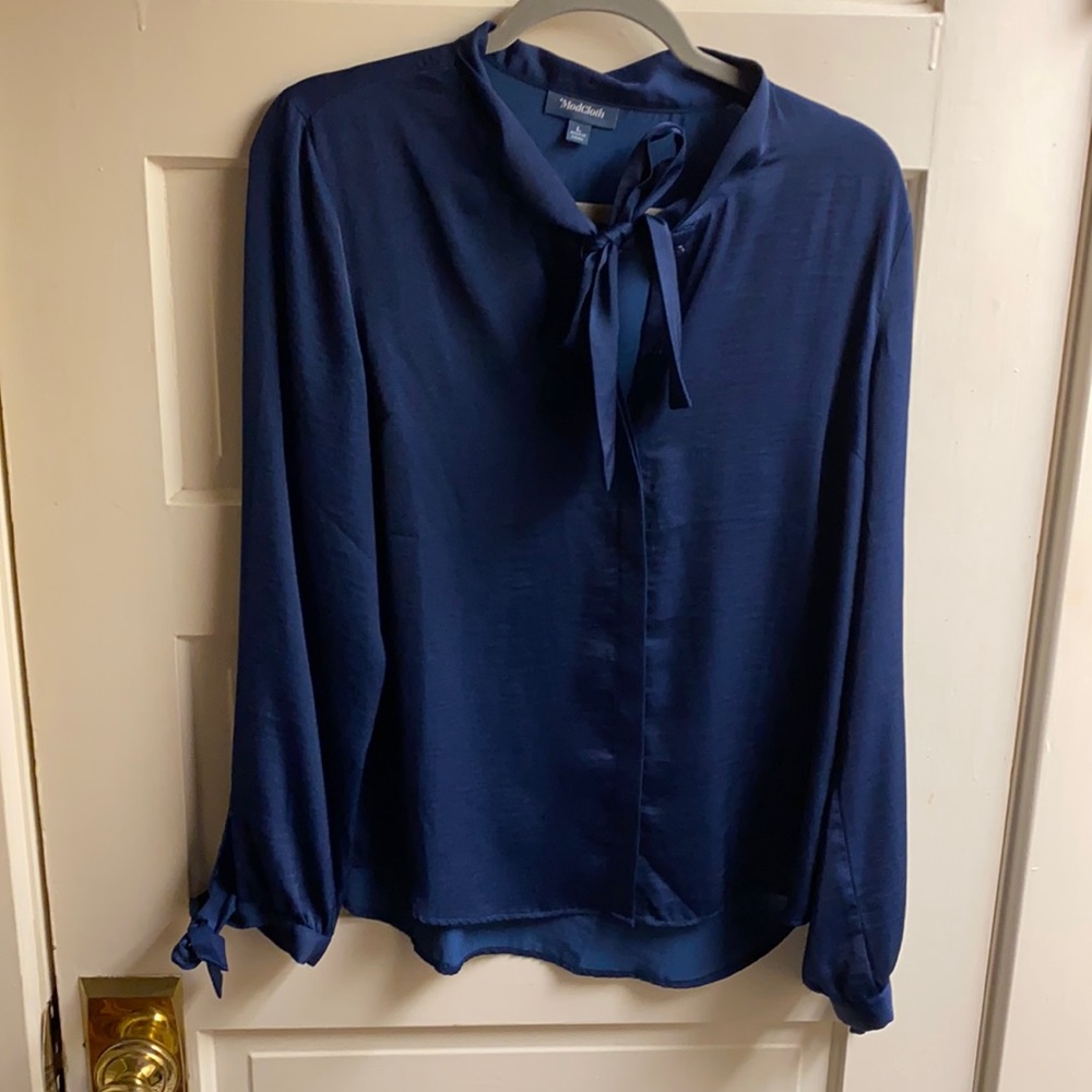Navy Large ModCloth polyester ribbon top